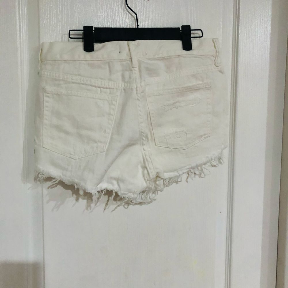Brand New Free People Love Good Vibrations Spring White Shorts For Women Size 27